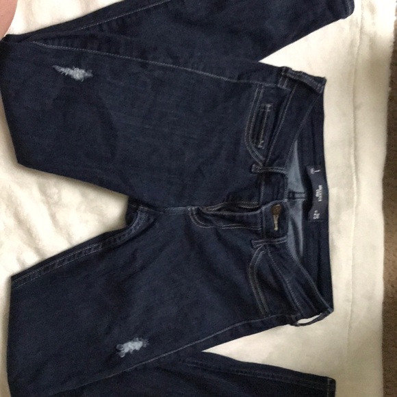 Hollister Jeans - Picture 3 of 3